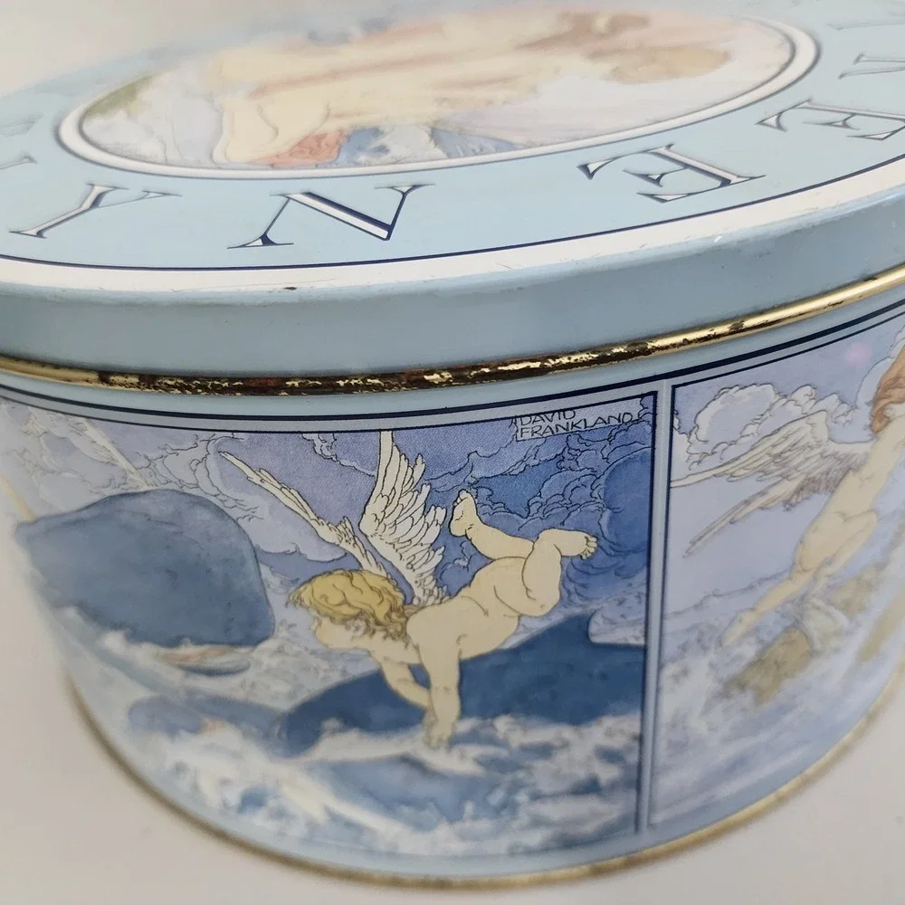 VTG 1988 Crabtree & Evelyn Large Round Tin Cherubs Ocean Dolphins Sea Turtles